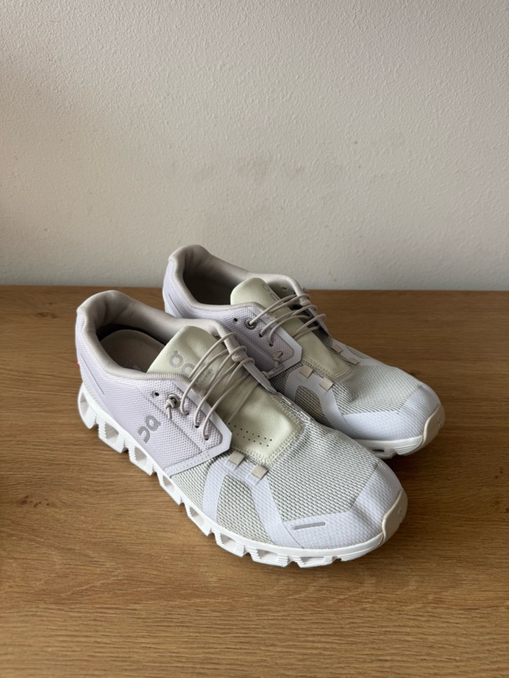 On Running Lightweight womens Athletic Shoes